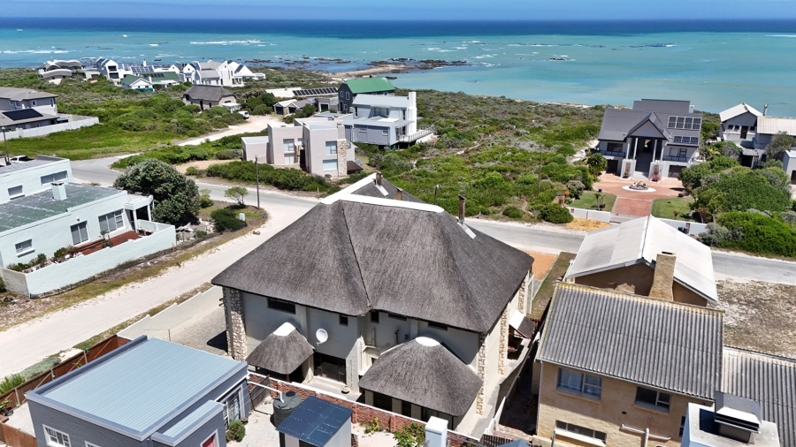 5 Bedroom Property for Sale in Suiderstrand Western Cape
